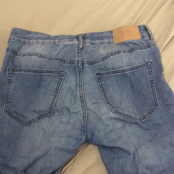 H&M Jeans - Picture 2 of 4